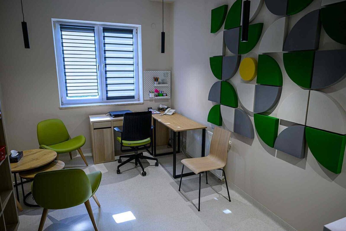 548747186_1222907279853506_5117626960723564489_n